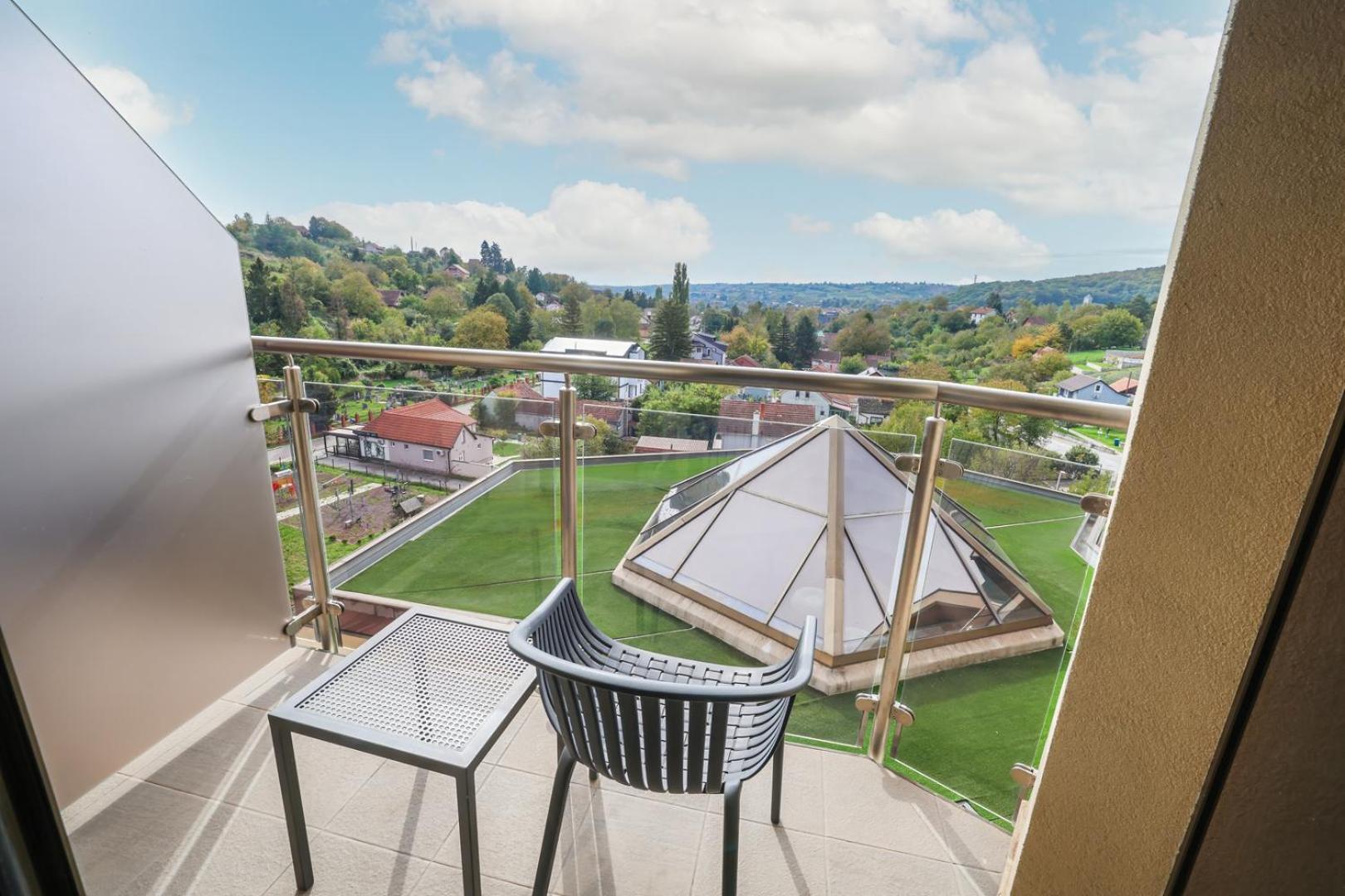 Hotel Premier Aqua - Adults Only Vrdnik Exterior photo The view from the balcony of a typical apartment